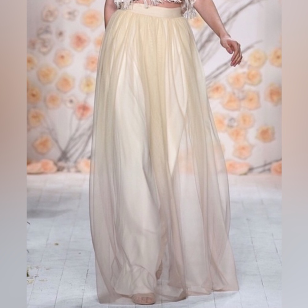 LC Lauren Conrad runway long ombré tulle skirt. Size 12